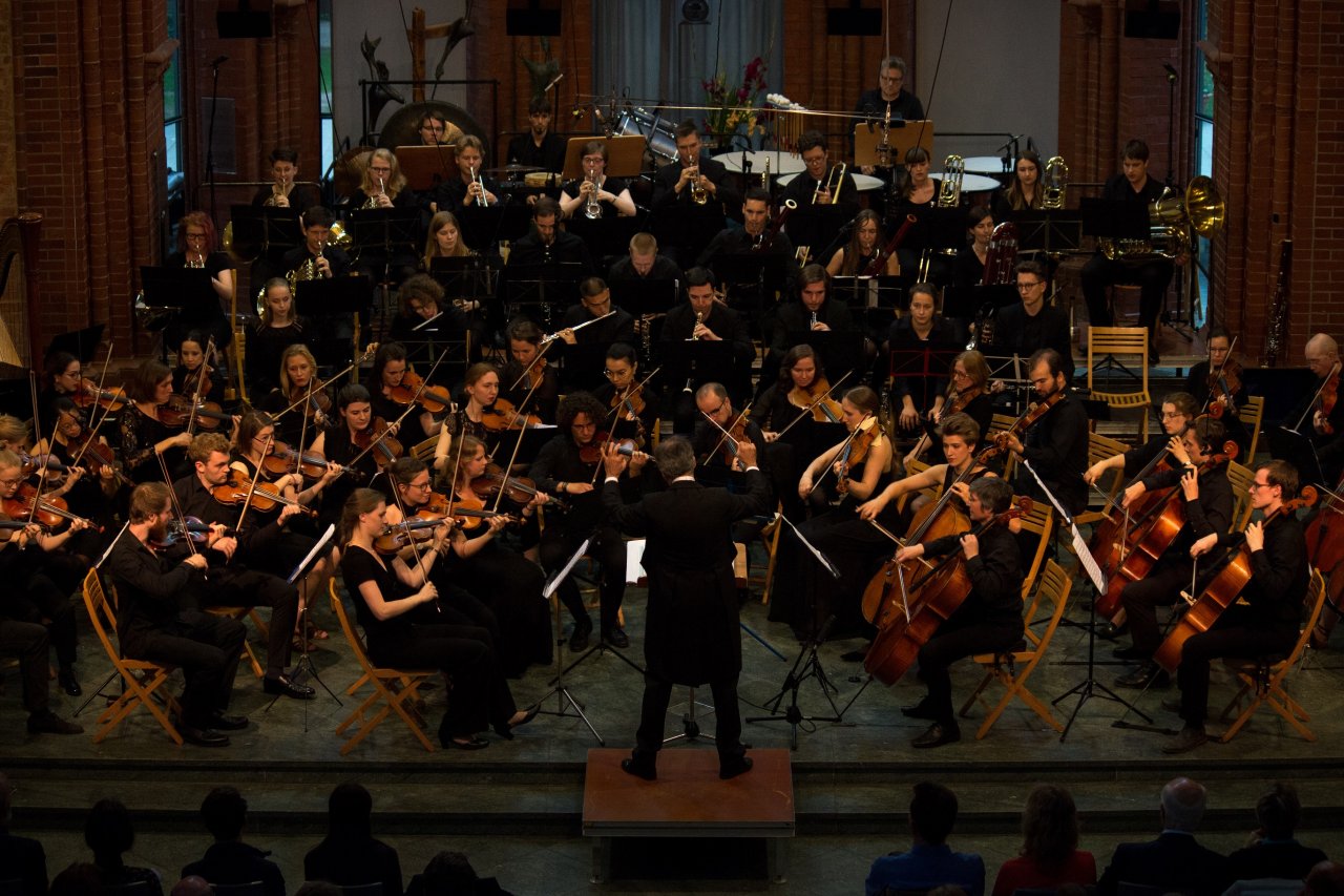 Orchester bei einem Konzert